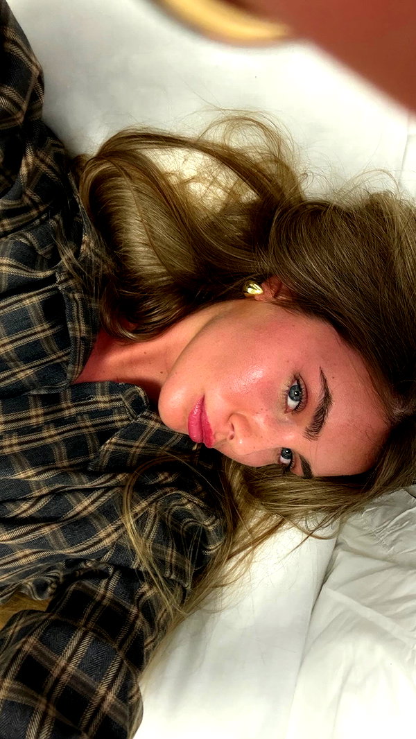 daniella_zeldis instagram image archive image