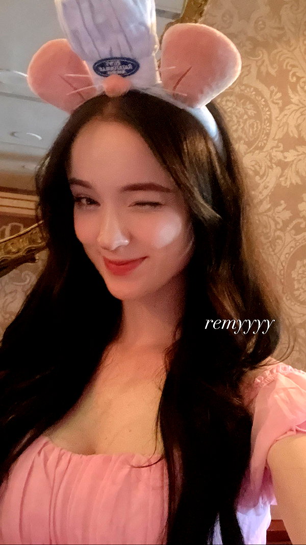 1uvgabi instagram image archive image