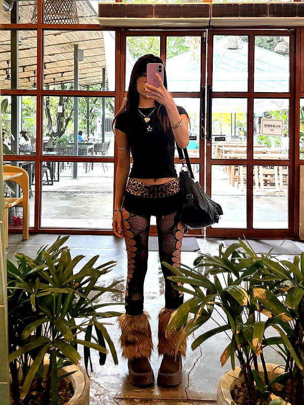 _nei.ko instagram image archive image