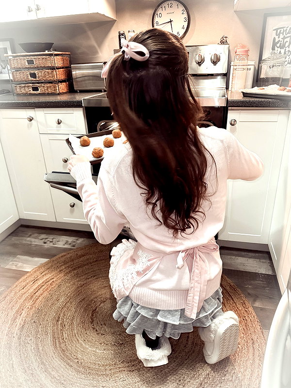 1uvgabi instagram image archive image