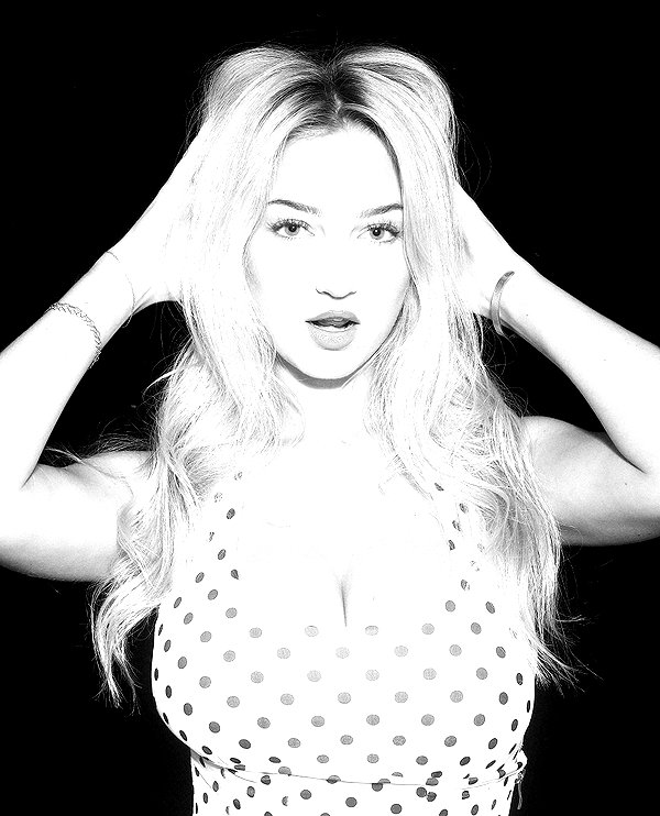 iamsydneythomas instagram image archive image