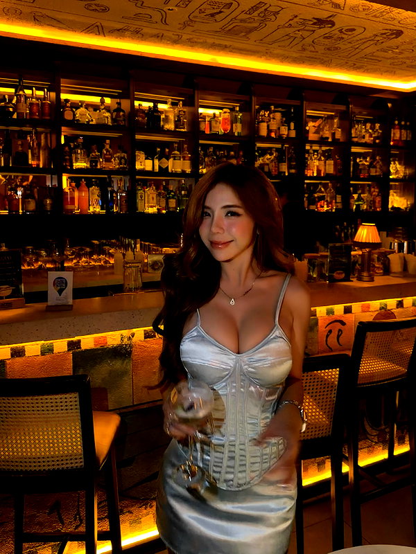 lyhythuedoxinh instagram image archive image