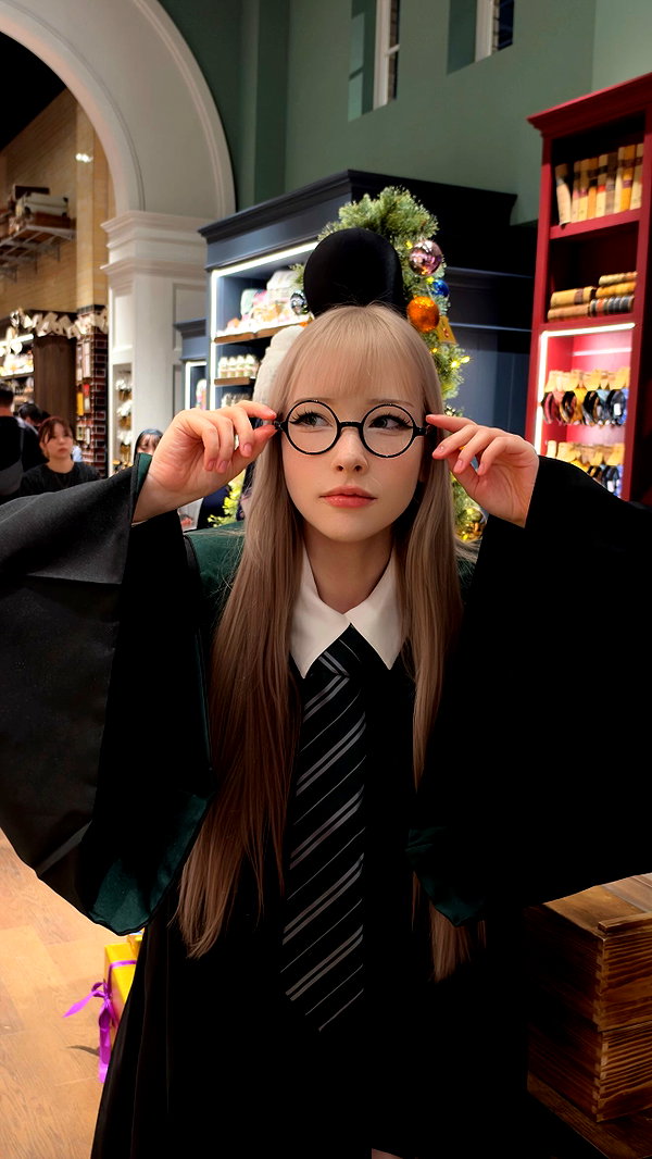 alina_thedoll instagram image archive image