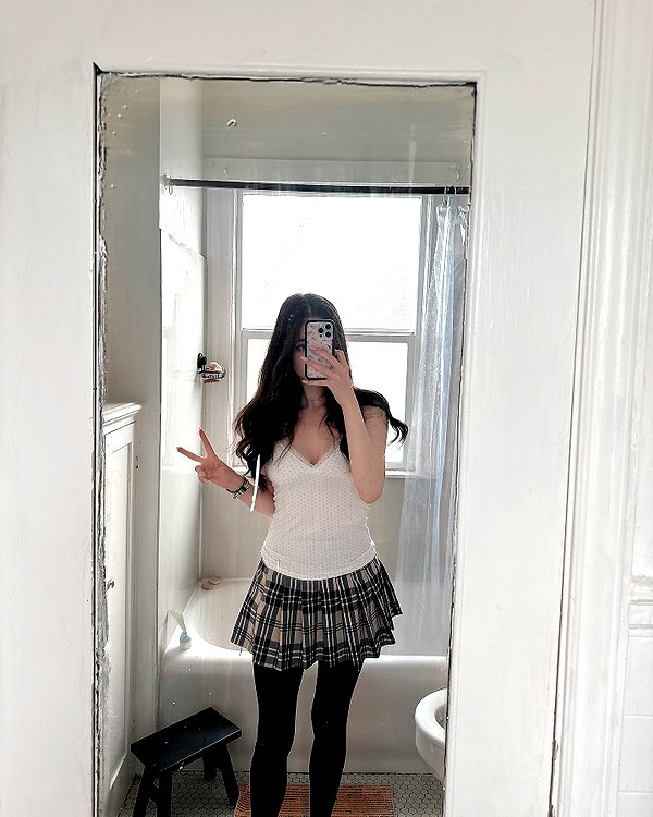 1uvgabi instagram image archive image
