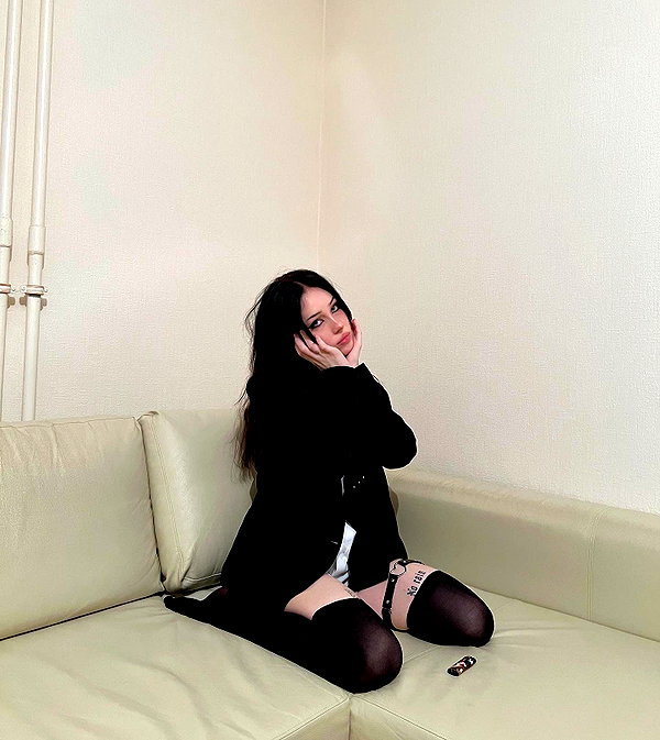 daaarkina instagram image archive image