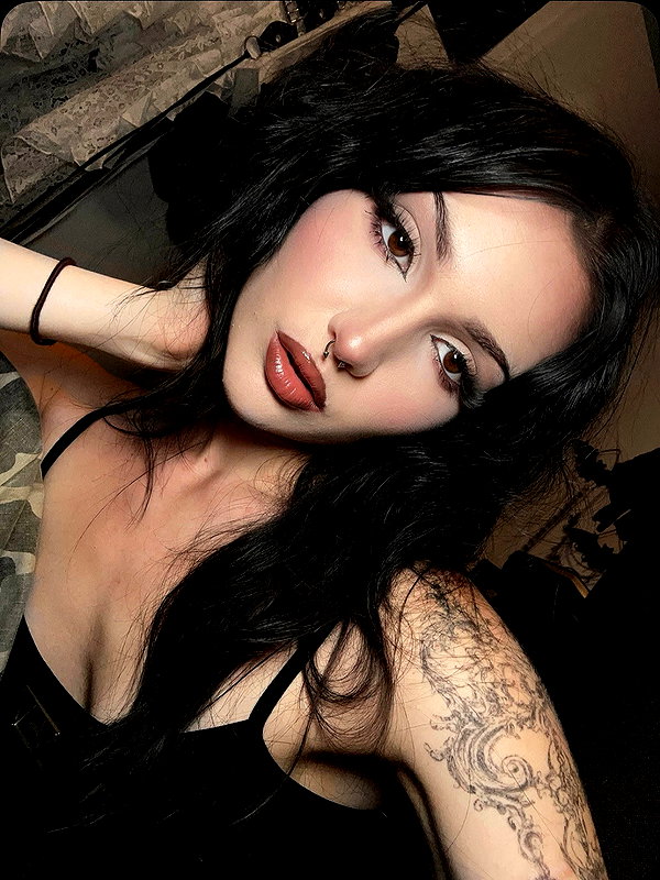 yasminhilde_ instagram image archive image
