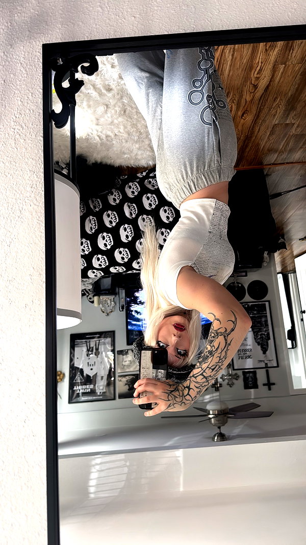 6nattynat9 instagram image archive image