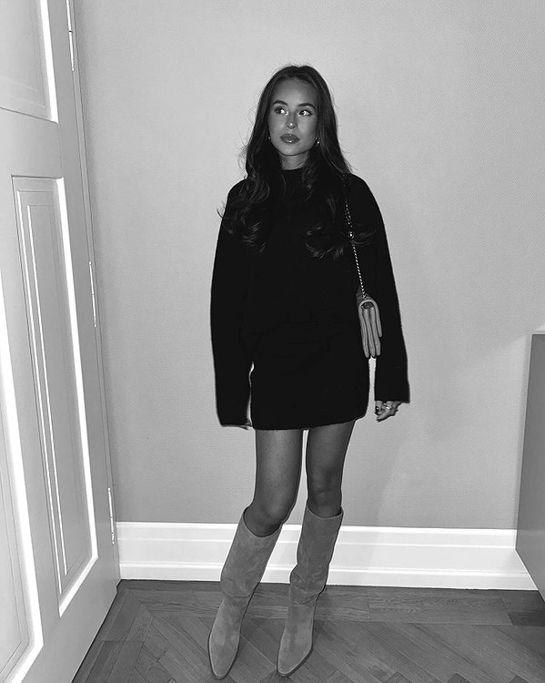 zoeliss instagram image archive image