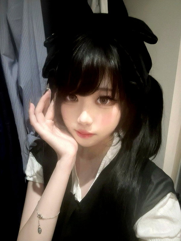 yuyuslivestreamdiary instagram image archive image