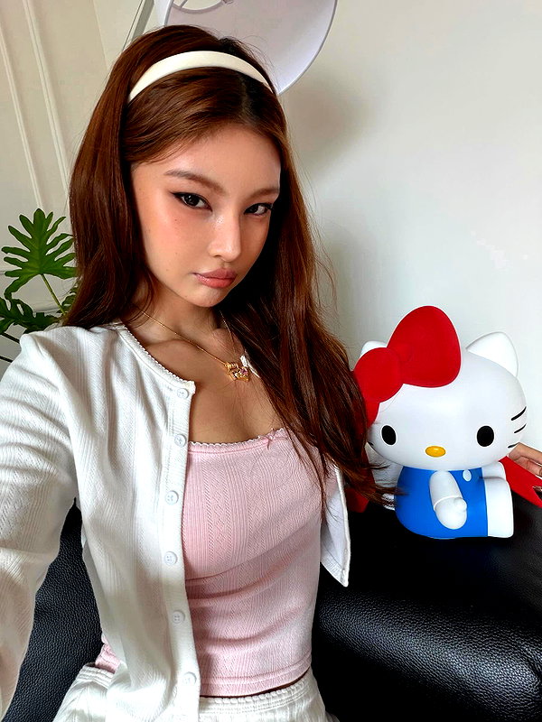 ll.lu1s instagram image archive image