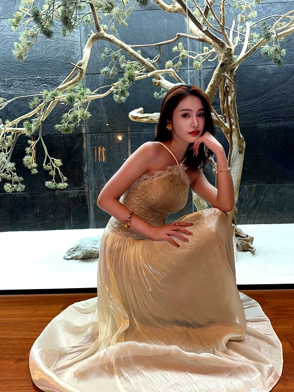 lyhythuedoxinh instagram image archive image