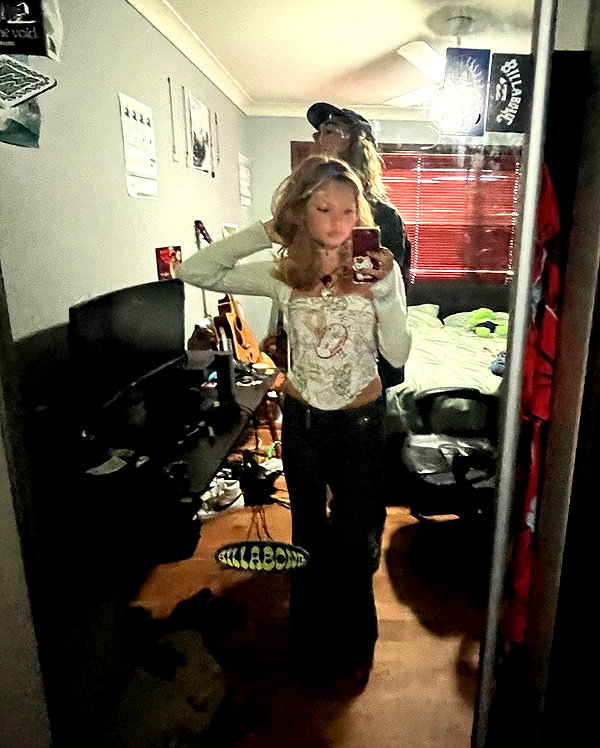 macaroni_naomi instagram image archive image