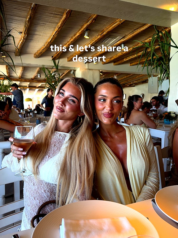 jey__mar instagram image archive image
