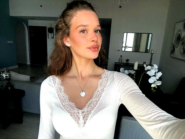 ekanve instagram image archive image