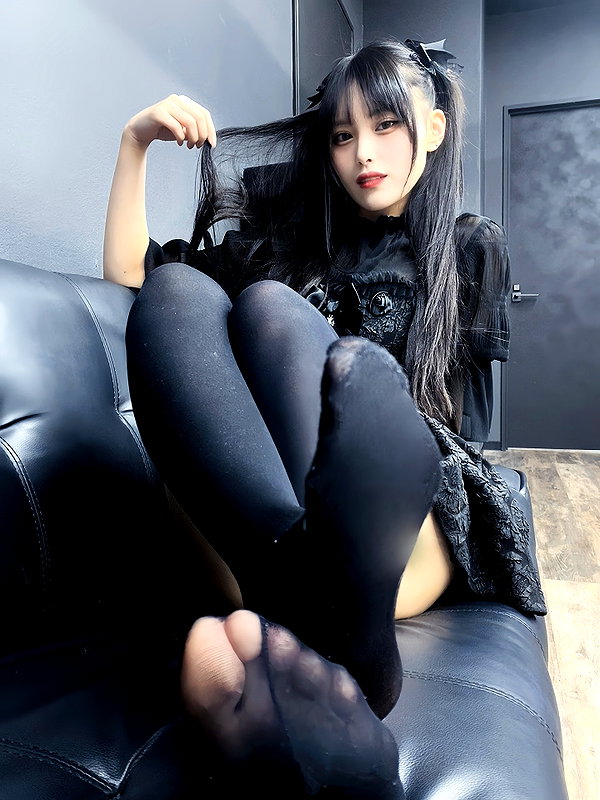 yamikumo_leisa instagram image archive image