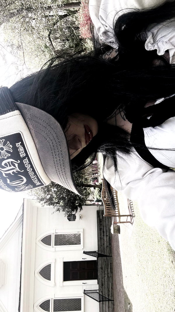 zommmbri instagram image archive image