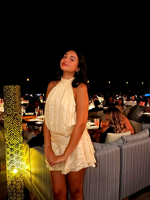 shani_shved instagram image archive image