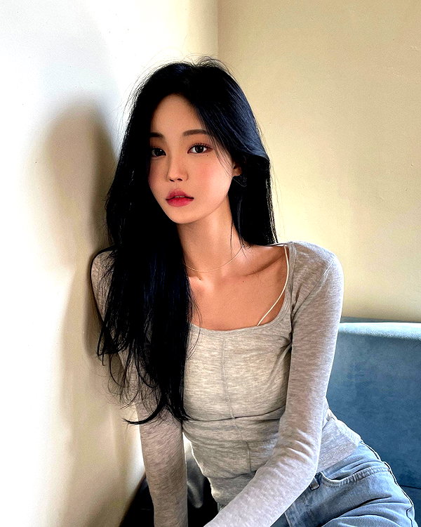 daxbin instagram image archive image