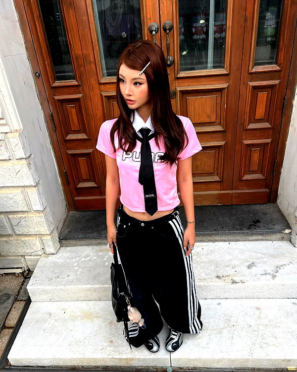 ll.lu1s instagram image archive image