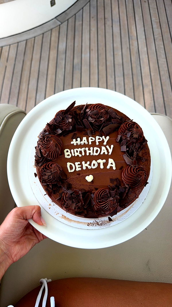 dekota_thompson archive image