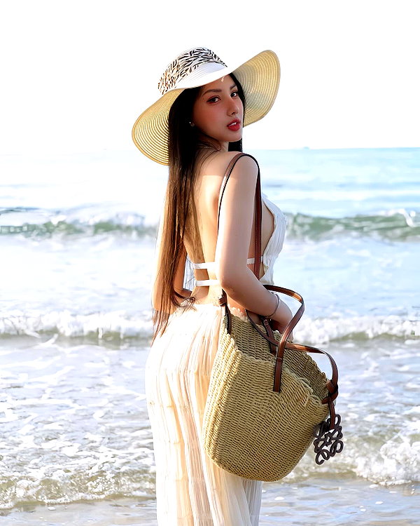 lyhythuedoxinh instagram image archive image