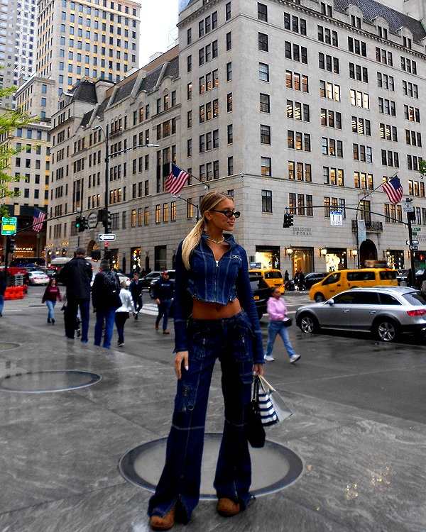 sophiebatzloff instagram image archive image