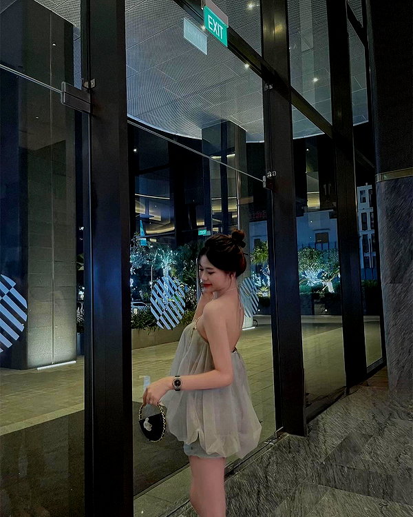 lyhythuedoxinh instagram image archive image