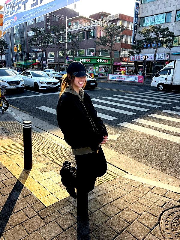 srillun instagram image archive image