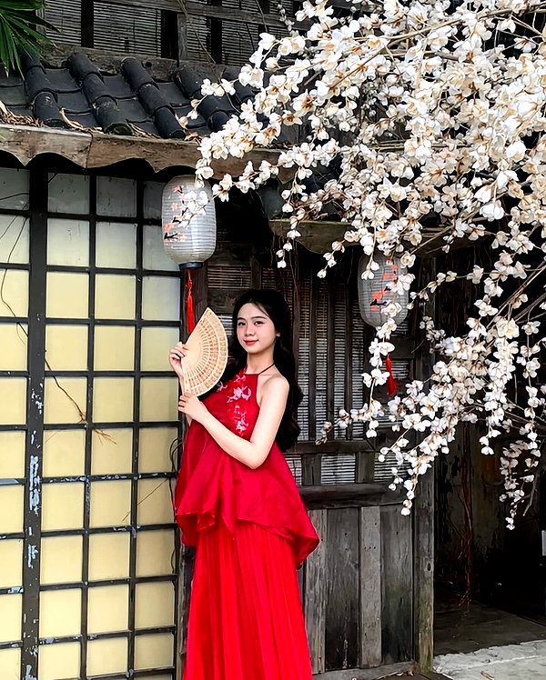 lyhythuedoxinh instagram image archive image