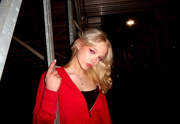 cyber.st4rz instagram image archive image