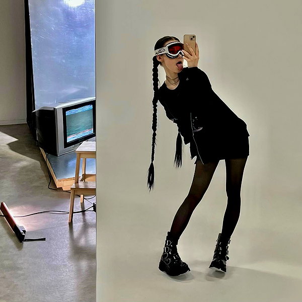 eva.mosevichhh instagram image archive image