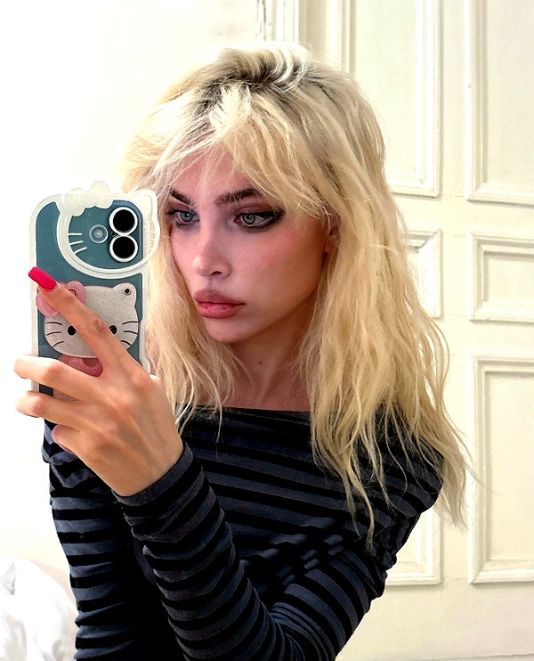 anya4everr instagram image archive image