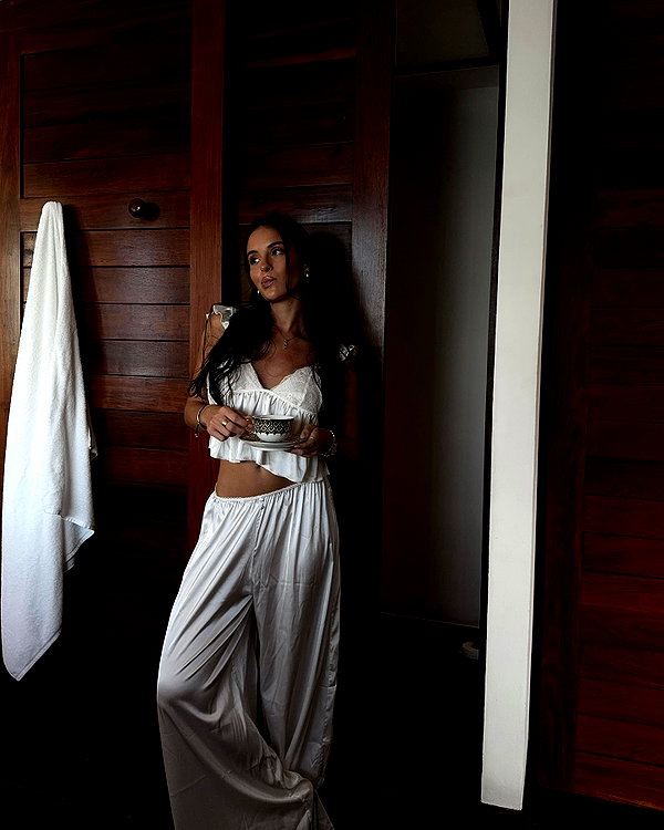 zoeliss instagram image archive image