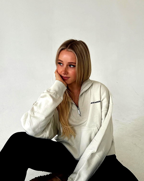 lilih instagram image archive image