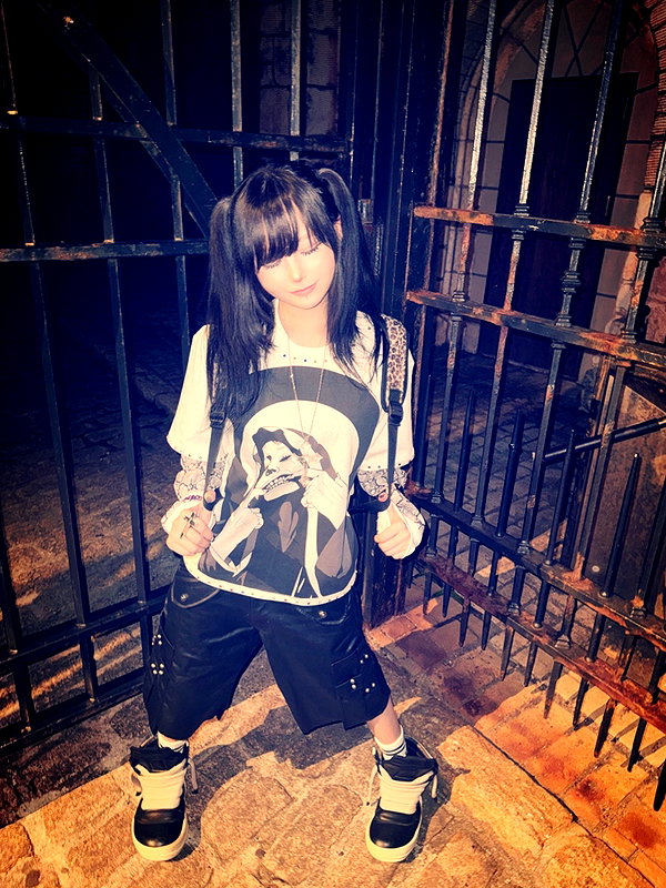9unxx7 instagram image archive image