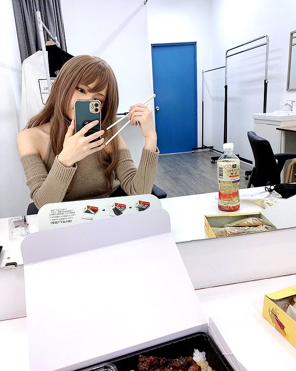 sithle011 instagram image archive image
