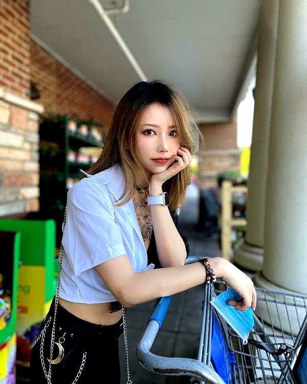rakukoo instagram image archive image