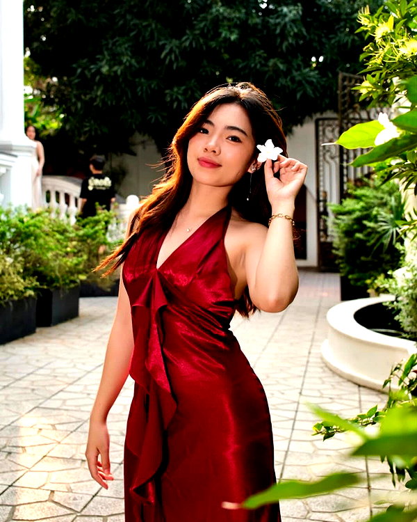 lyhythuedoxinh instagram image archive image