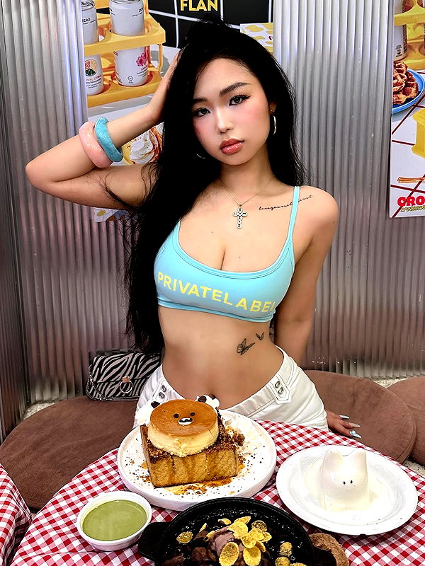 lyhythuedoxinh instagram image archive image