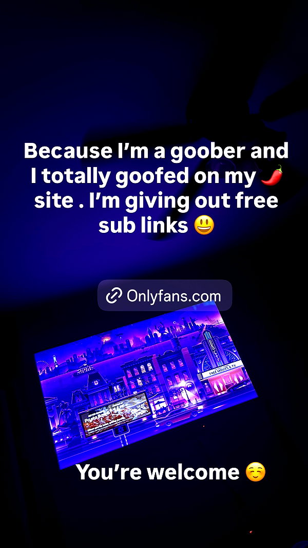 Archived image from @ohheypal on Instagram