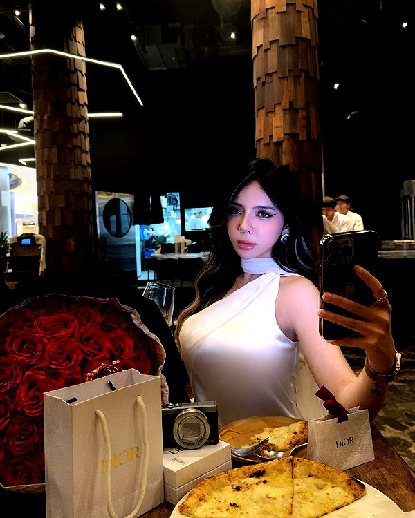 lyhythuedoxinh instagram image archive image