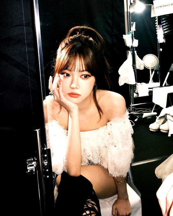 hhh.e_c.v instagram image archive image
