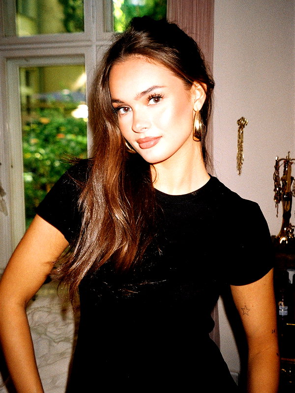 emmaaurora instagram image archive image