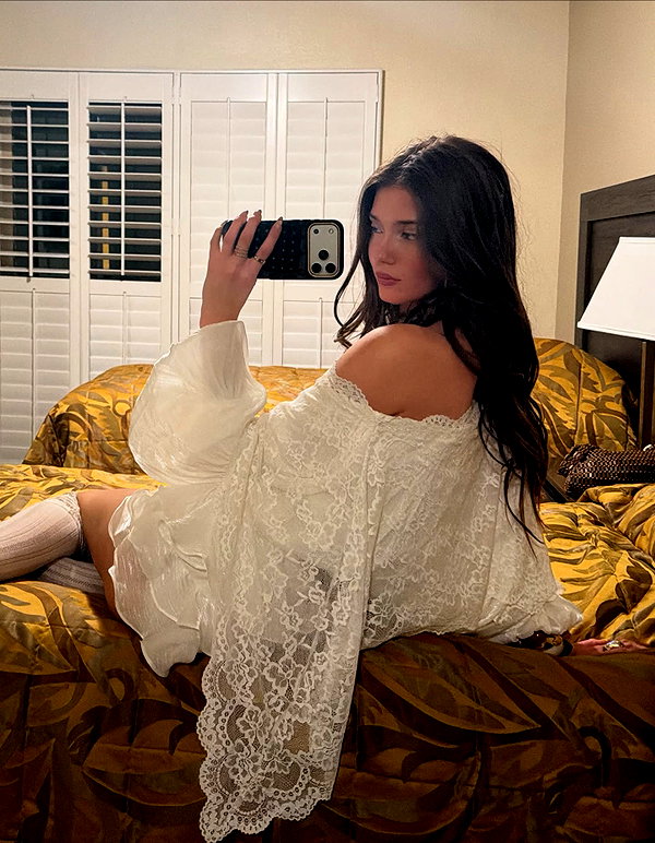 solveyyyy instagram image archive image
