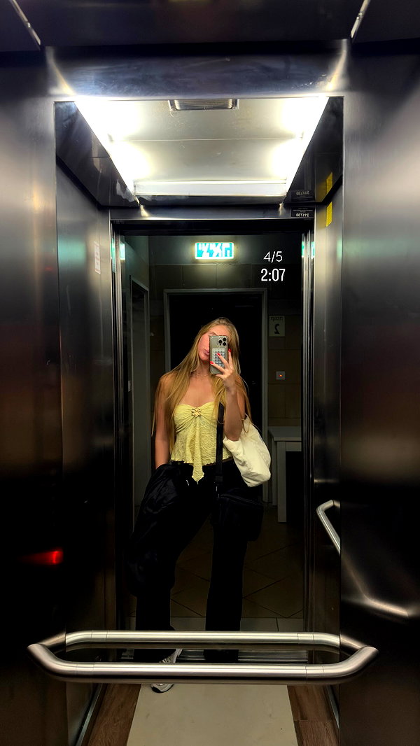 Archived image from @shani.zeltzer on Instagram