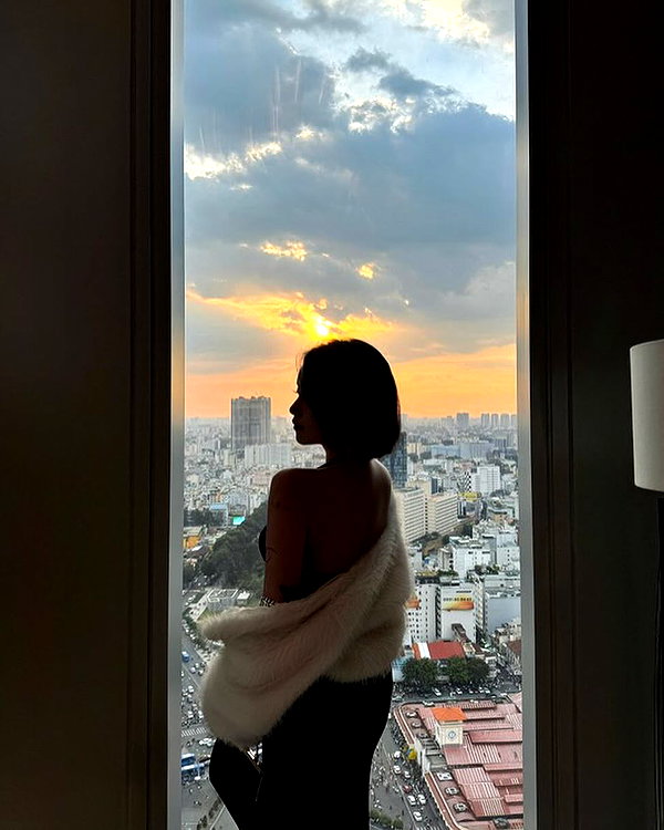 lyhythuedoxinh instagram image archive image