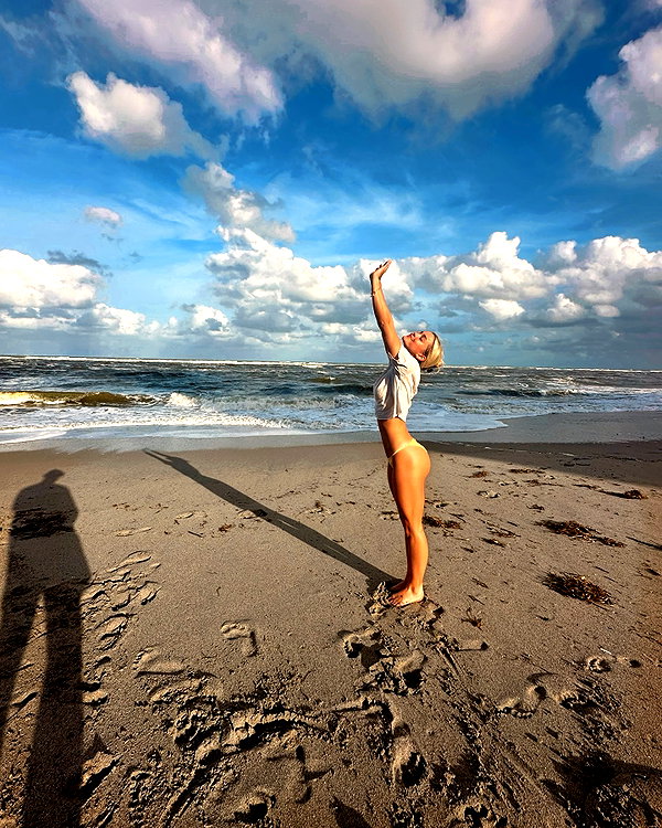 livvydunne instagram image archive image