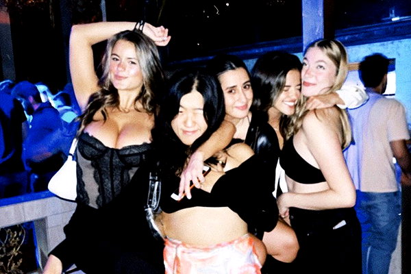 isabella.lauren instagram image archive image