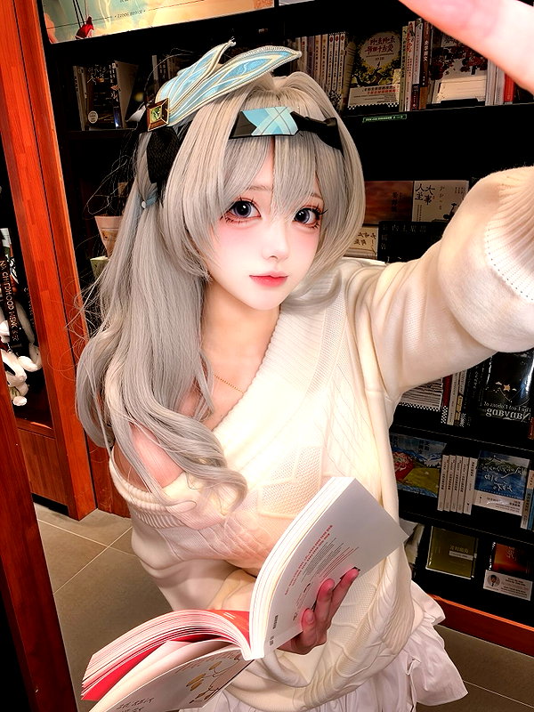 gallery_cosplayer instagram image archive image