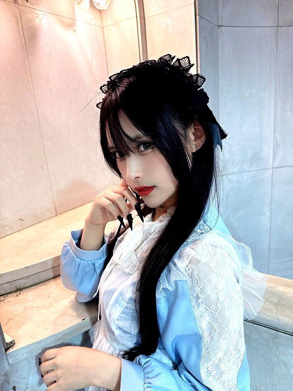 yamikumo_leisa instagram image archive image